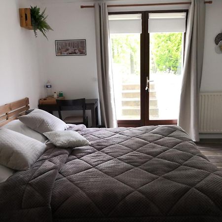 Bed and Breakfast La Rose Des Vents Saint-Germain-sur-Morin Exterior foto