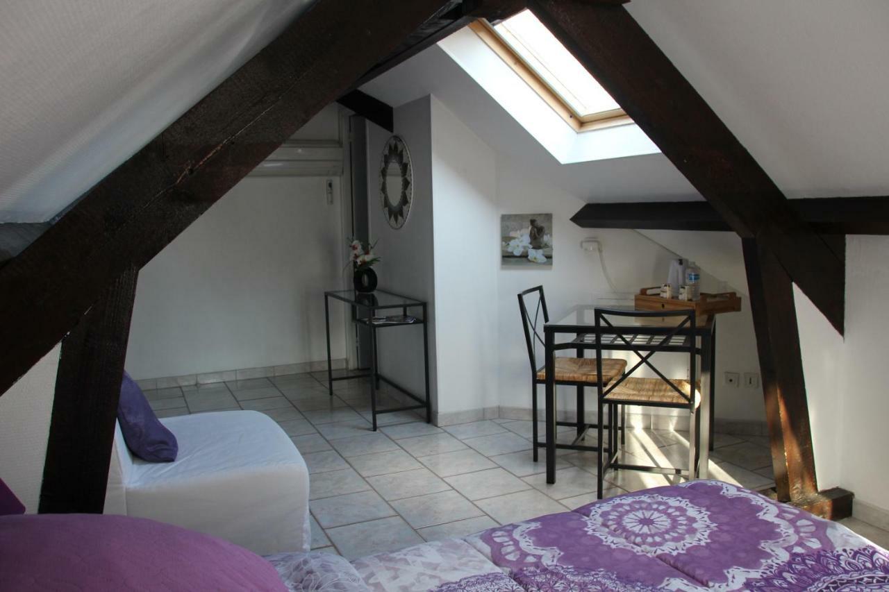 Bed and Breakfast La Rose Des Vents Saint-Germain-sur-Morin Exterior foto